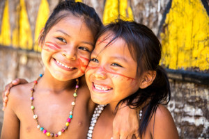 Indianer im Amazonas-Gebiet